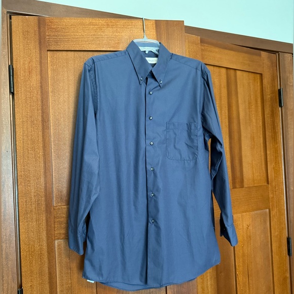 Casual Blue Button Down Shirt with Long Sleeves - Picture 1 of 4